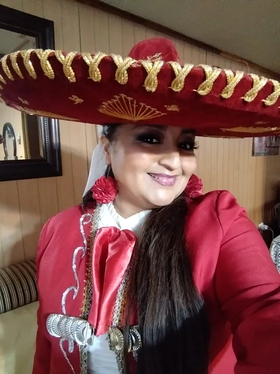 298452453_10225347453067100_35271134592895482_n