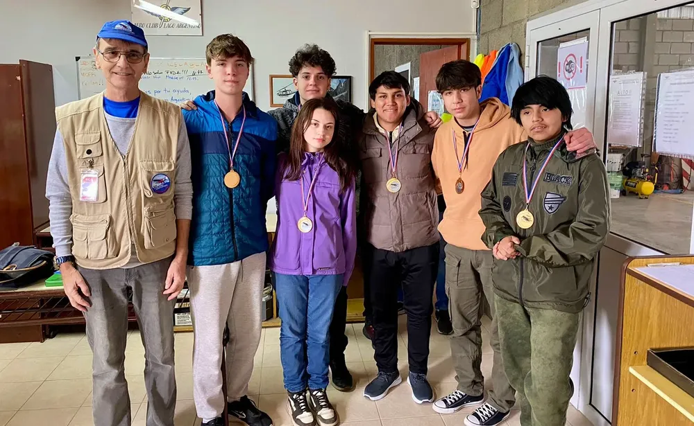 WhatsApp Image 2023-11-11 at 21.17.50 (1)