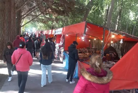 FERIA DE ARTESANOS