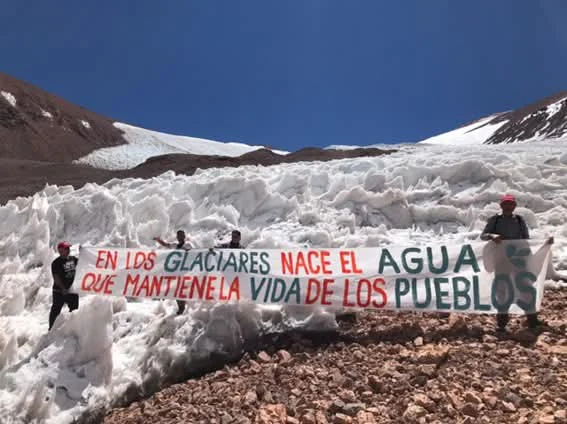 En-los-glaciares-nace-el-agua