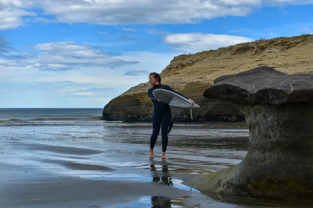 3. Surf en Monte León - cortesía de Maxi Martínez