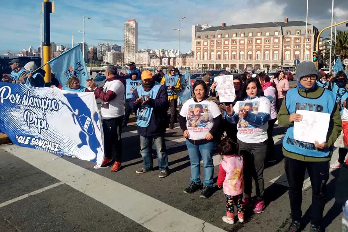 protesta-alejandro-sanchez
