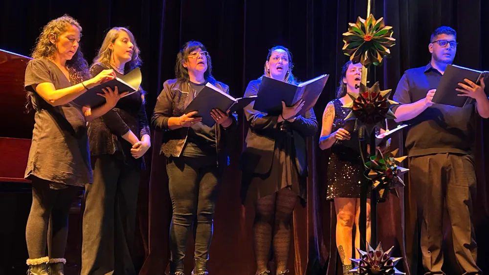 PHOTO-2025-12-05-22-06-42 2