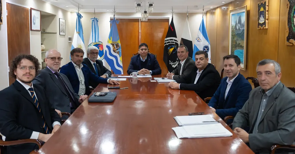 Santa_Cruz_concreta_un_avance_decisivo_en_conectividad_area_con_la_creacin_de_un_hub_de_vuelos_regionales_1