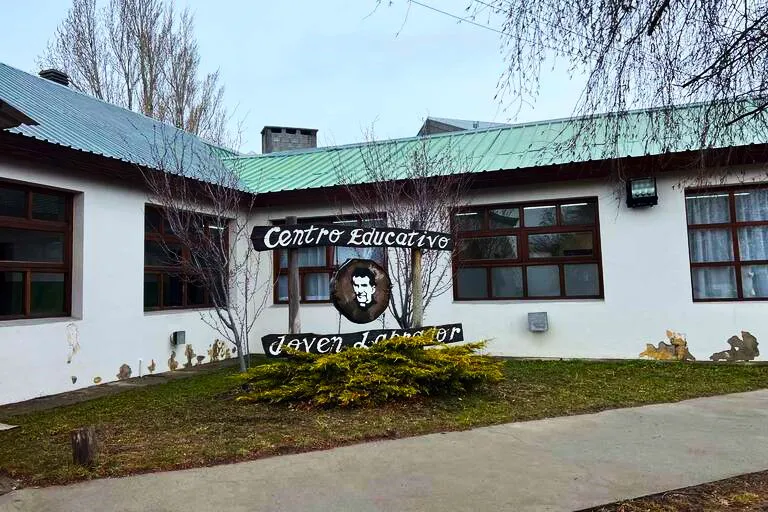 el-centro-educativo-joven-labrador-es-una-escuela-G65E73I76JH27OBP2OB5KHIKJE