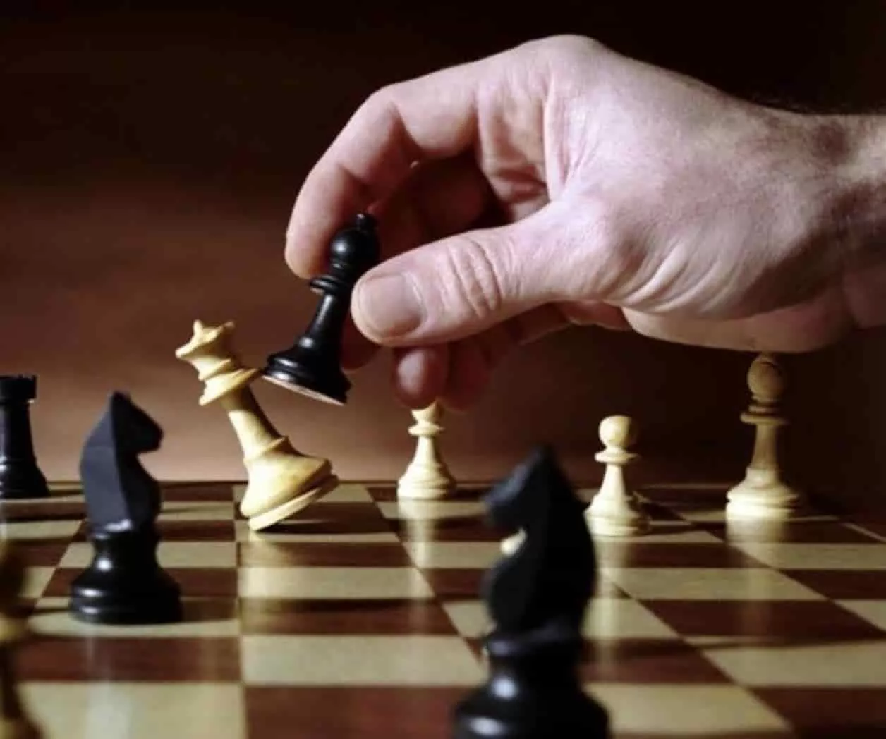 cropw506h422comoganarunapartidadeajedrezensolodosjugadas