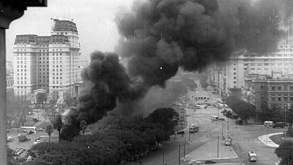 bombardeo plaa de mayo2