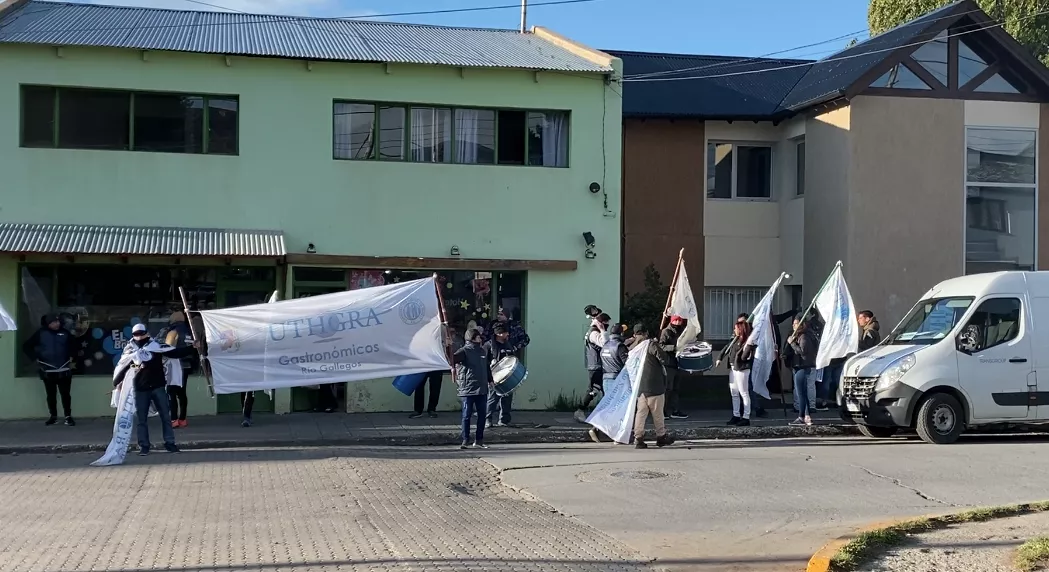 uthgra en la camara de comercio