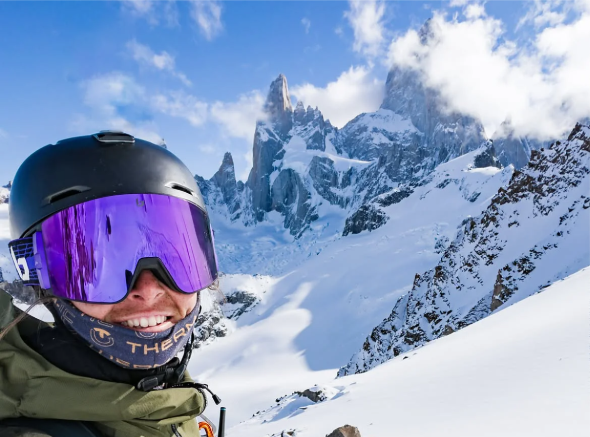 Patagonia delivering the goods 🤍⚡️📍Cerro Madsen, El Chalten. We started the day early in the m