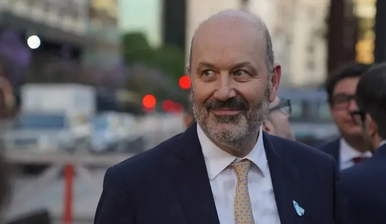 Federico-Sturzenegger