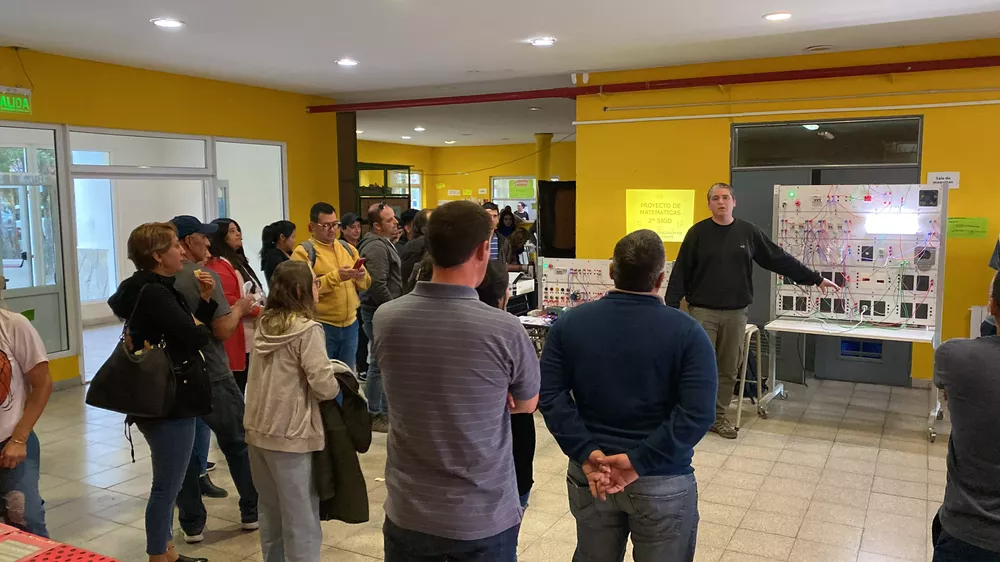 15EA3CBE-8E5D-4DA8-8816-6CA9C3C49D7A