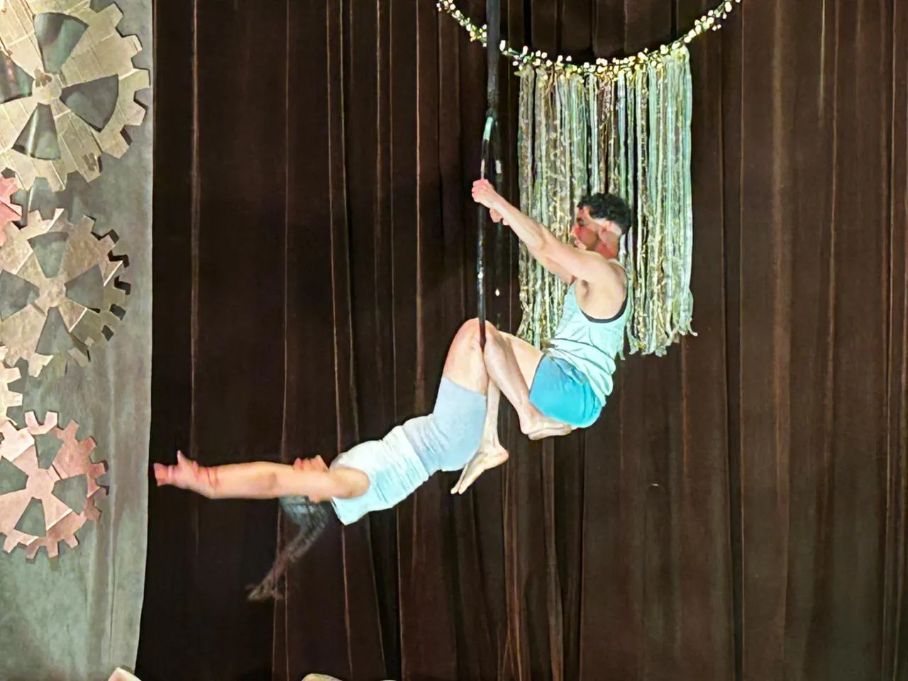 PHOTO-2025-12-21-11-55-37